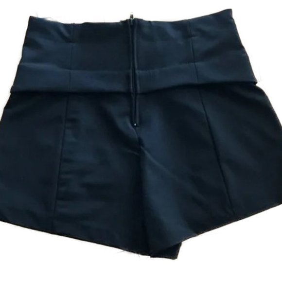 Zara Trafaluc Collection Black High Waisted Shorts - Size Medium - Picture 3 of 5